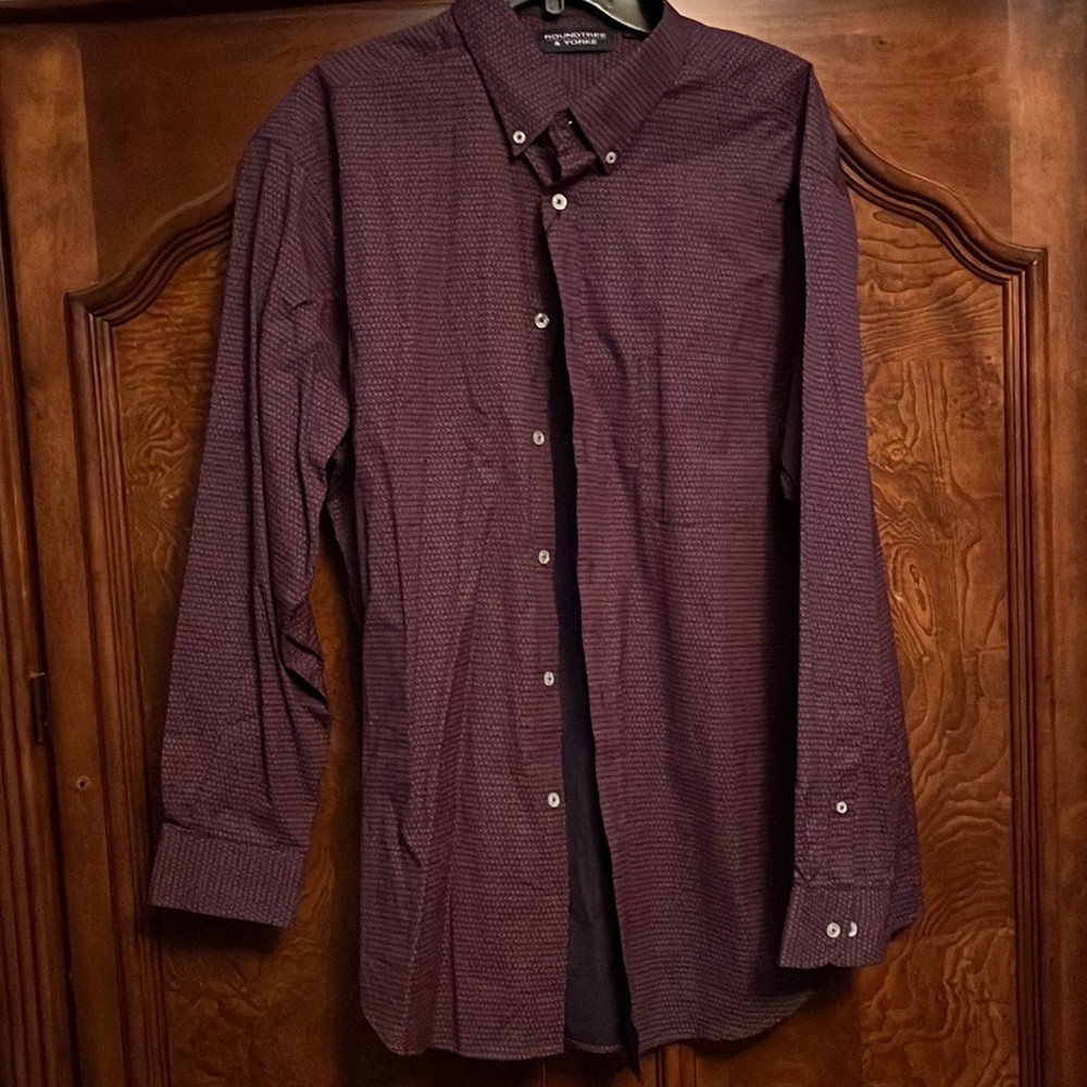 Roundtree & Yorke XL Dark Pink Navy Blue Dress Shirt